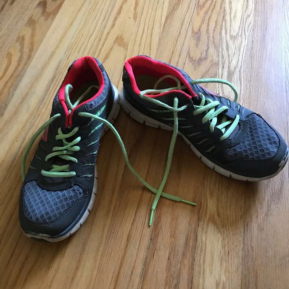 Sketchers Sport size 8 Sneaker